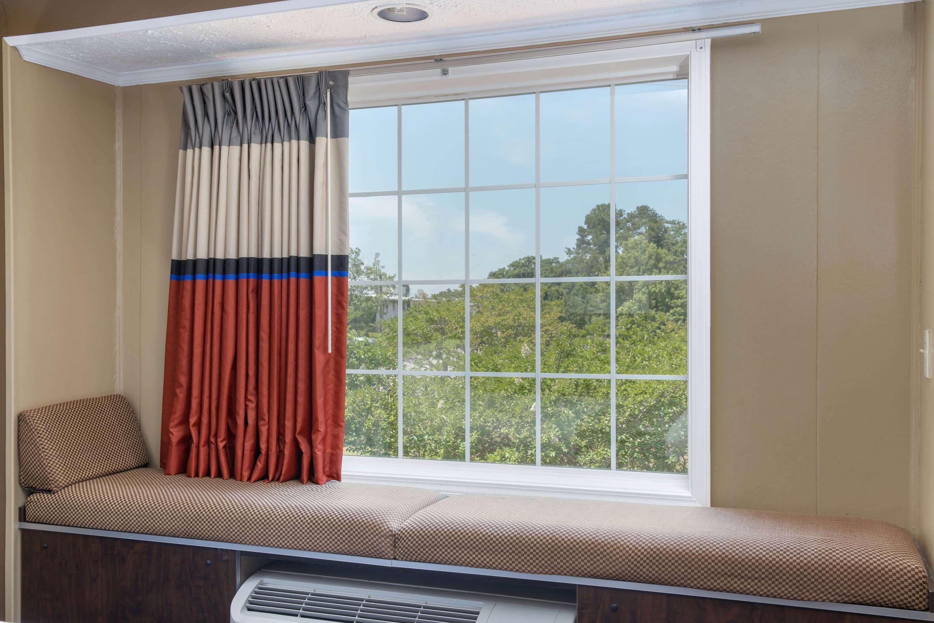 Microtel & By Wyndham Fort Jackson N 3*