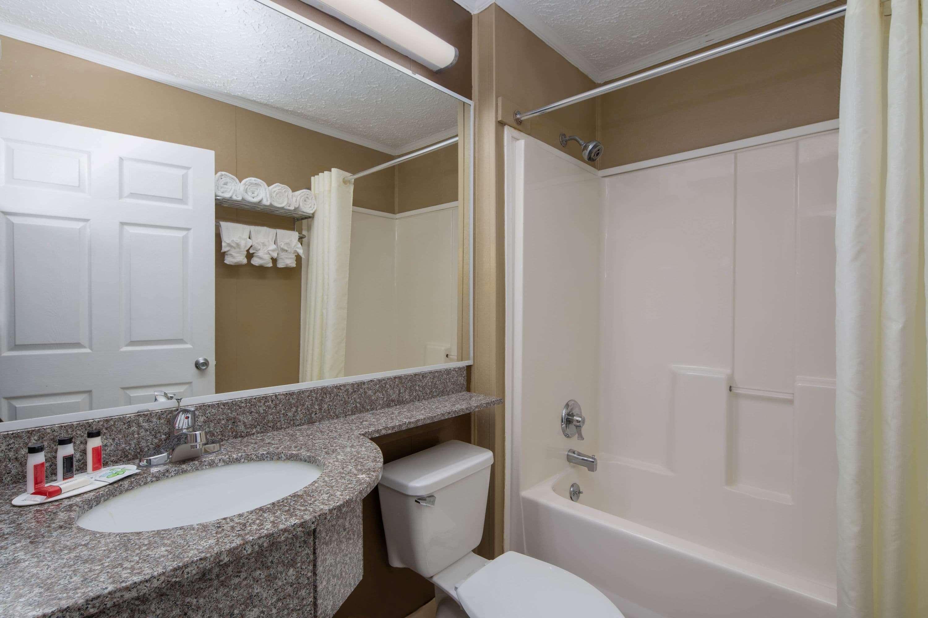 Microtel & By Wyndham Fort Jackson N 3* Columbia