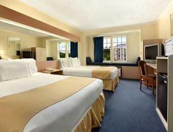 Microtel & By Wyndham Fort Jackson N Columbia